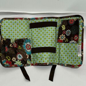 Thirty One Floral iPad Tablet Kindle Tri-Fold Tablet Organizer Holder CBrown